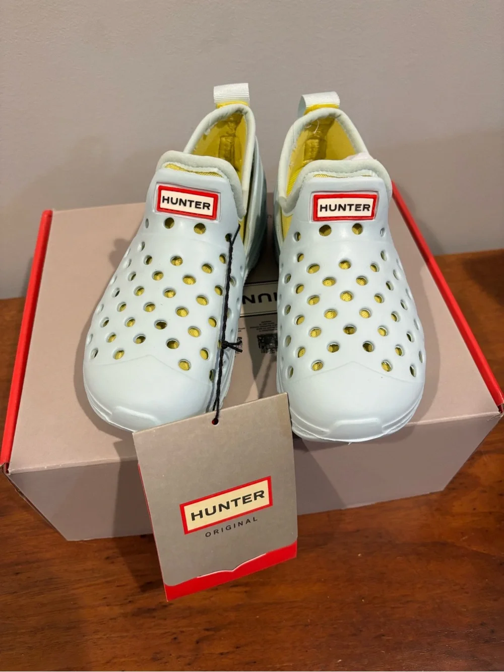 Hunter Kids Lightweight Slip-On Water Shoes Size 10/11